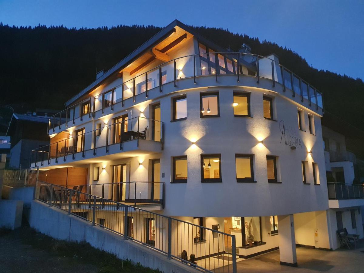 Chasa Allegria Ischgl Buitenkant foto